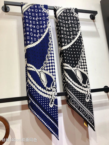 VS - LOV Scarf - 194