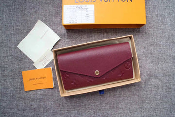 VS - LOV Wallets - 769