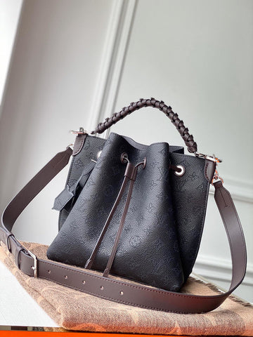 VS Fashion Lu-Vi bags - 2024