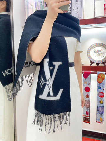 VS - LOV Scarf - 043