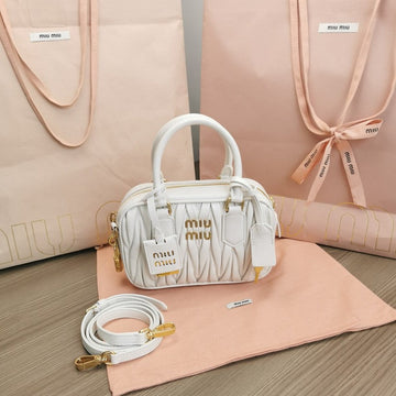 VS - MMU Bags - 042
