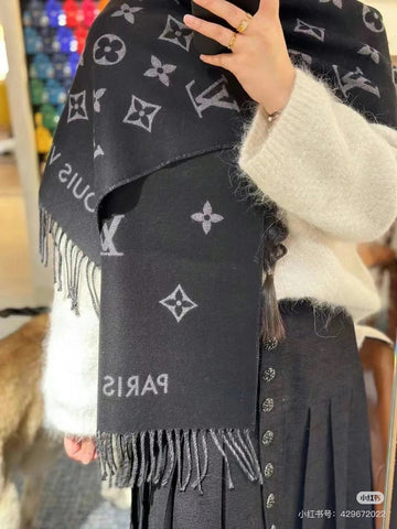 VS - LOV Scarf - 150
