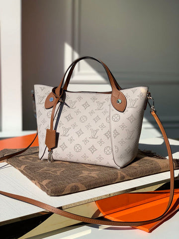 LOV2 Bags - Luxurious Bags  991