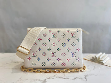 VS - LOV Women Bag - 2876