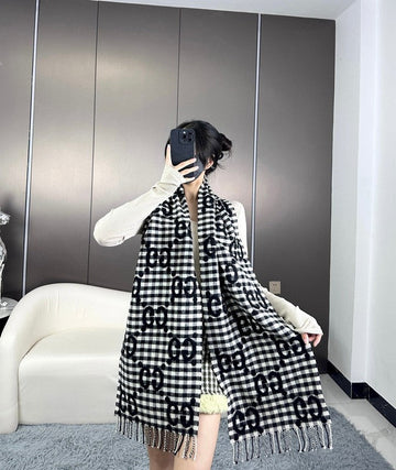 VS - GUKI Scarf - 197
