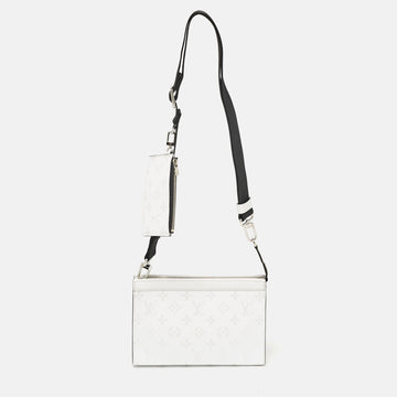 Optic White Taigarama Canvas Gaston Wearable Wallet