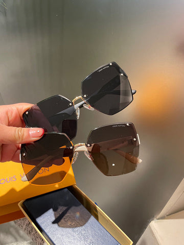 VS - LOV Sunglass - 066