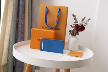 VS - LOV Wallets - 643