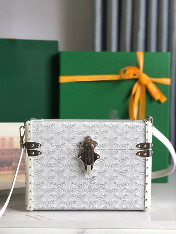 VS - GYO Bags - 009