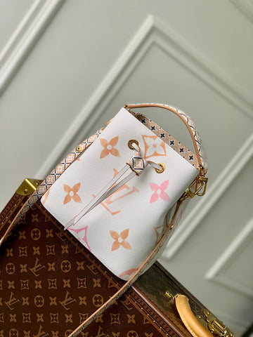 VS - LOV Women Bag - 1651