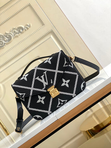 VS - LOV Women Bag - 3019