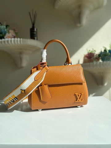 VS - LOV Women Bag - 2548
