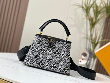 VS - GUKI Women Bags - 1742