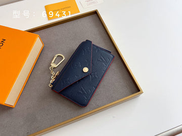 VS - LOV Wallets - 814
