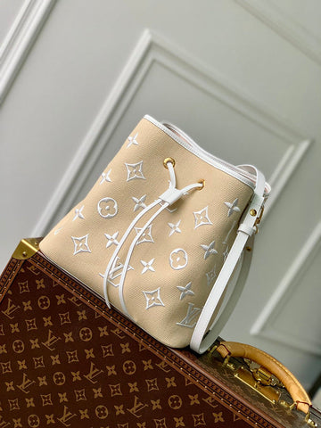 VS - LOV Women Bag - 1638
