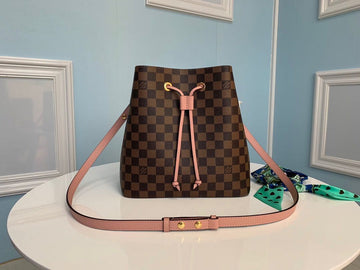 LOV2 Bags - Luxurious Bags  1400
