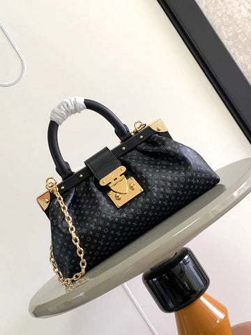 VS - LOV Women Bag - 1841