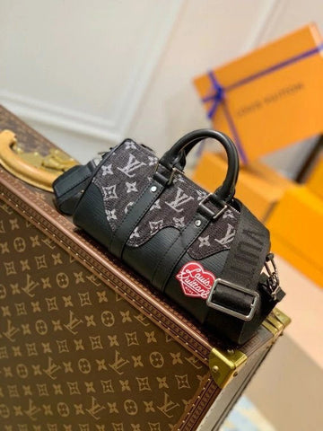 LOV2 Bags - Luxurious Bags  1326