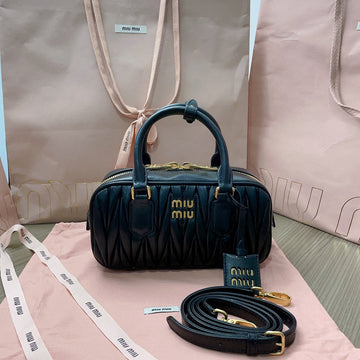 VS - MMU Bags - 015