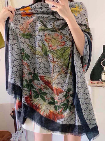 VS - GUKI Scarf - 073