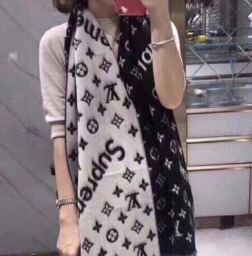 VS - LOV Scarf - 175