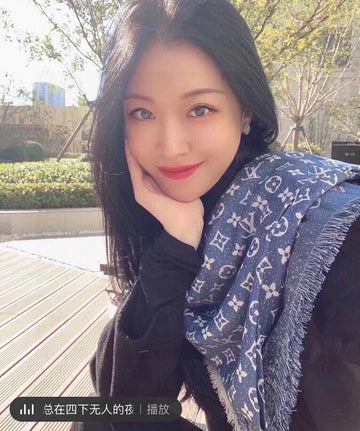 VS - GUKI Scarf - 175