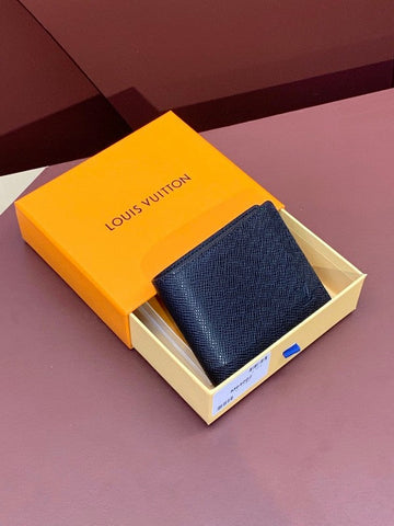 VS - LOV Wallets - 014