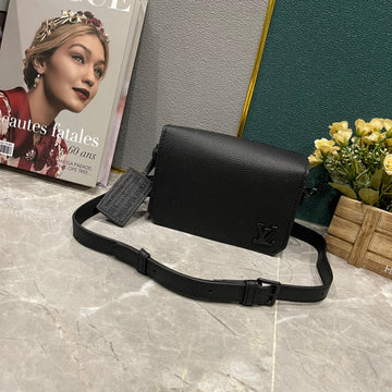 VS - GUKI Women Bags - 1540