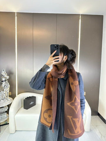 VS - LOV Scarf - 281