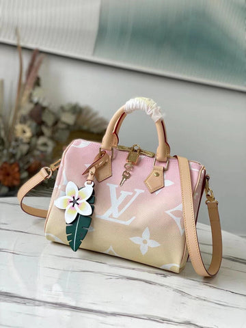 VS Fashion Lu-Vi bags - 001