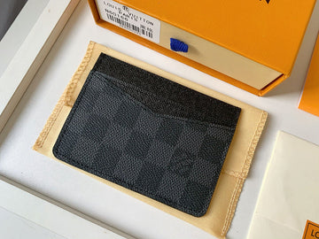 VS - LOV Wallets - 711