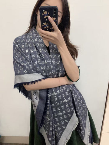 VS - LOV Scarf - 472