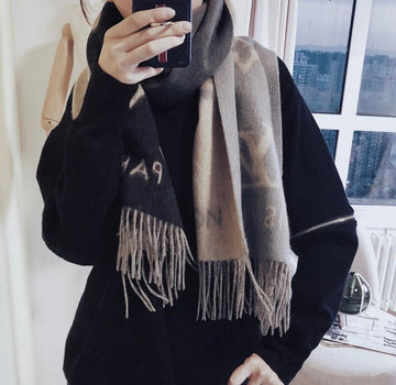VS - LOV Scarf - 079