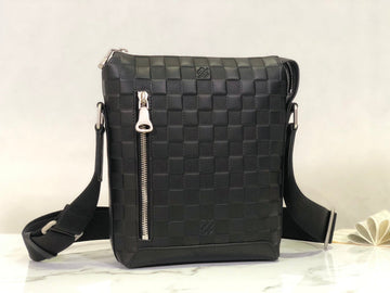 VS - LOV Women Bag - 2787