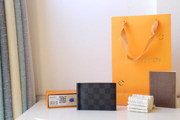 VS - LOV Wallet - 937