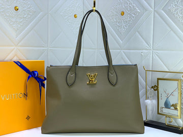 VS - GUKI Women Bags - 1913