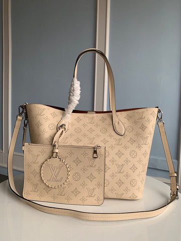 VS - LOV Women Bag - 2238