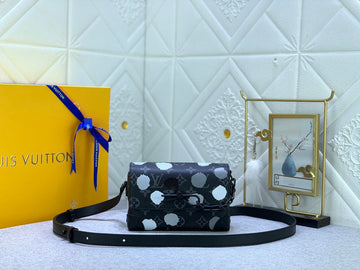 VS - GUKI Women Bags - 1592