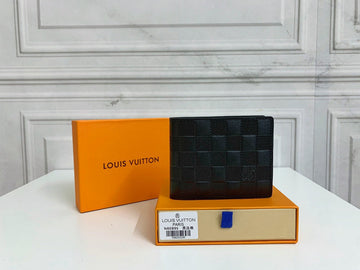 VS - LOV Wallets - 808