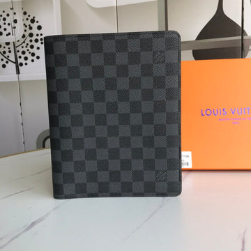 VS - LOV Wallets - 720