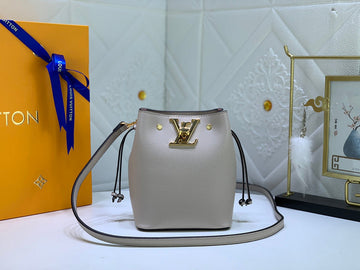 VS - GUKI Women Bags - 2078