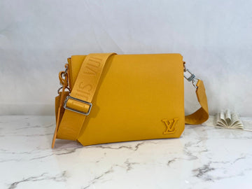 VS - LOV Women Bag - 2601