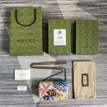 VS - GUKI Bags - 1953