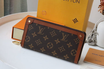 VS - LOV Wallet - 734