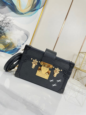 VS - LOV Women Bag - 2247