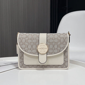 VS - CAH Bags - 634