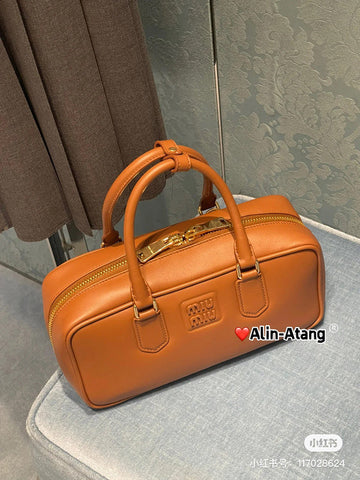 VS - MMU Bags - 101