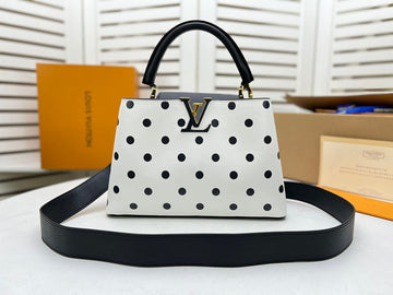 VS - GUKI Women Bags - 1849