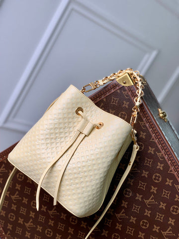 VS - LOV Women Bag - 2167
