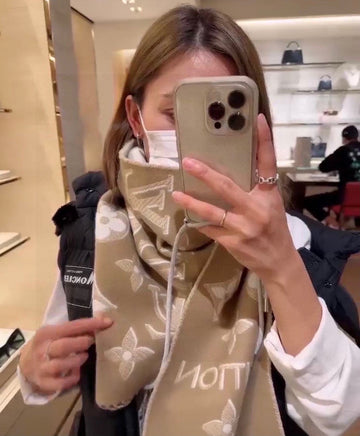 VS - LOV Scarf - 446
